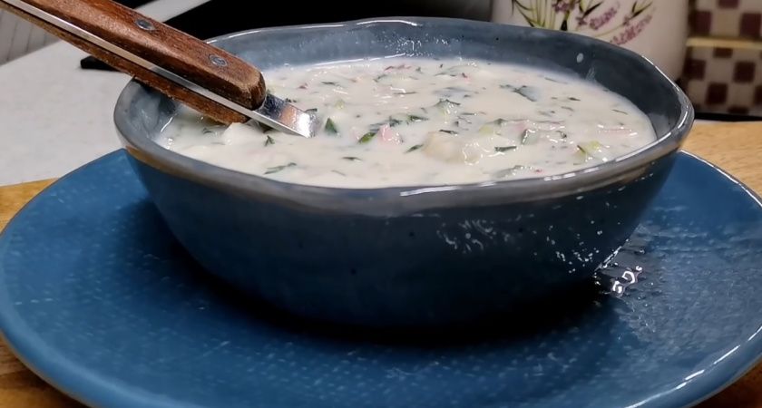Летний хит: рецепт окрошки "По-царски" - так вы ее еще не готовили