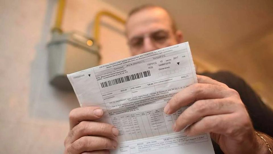 Как долг по ЖКХ становится ловушкой: причины и решения