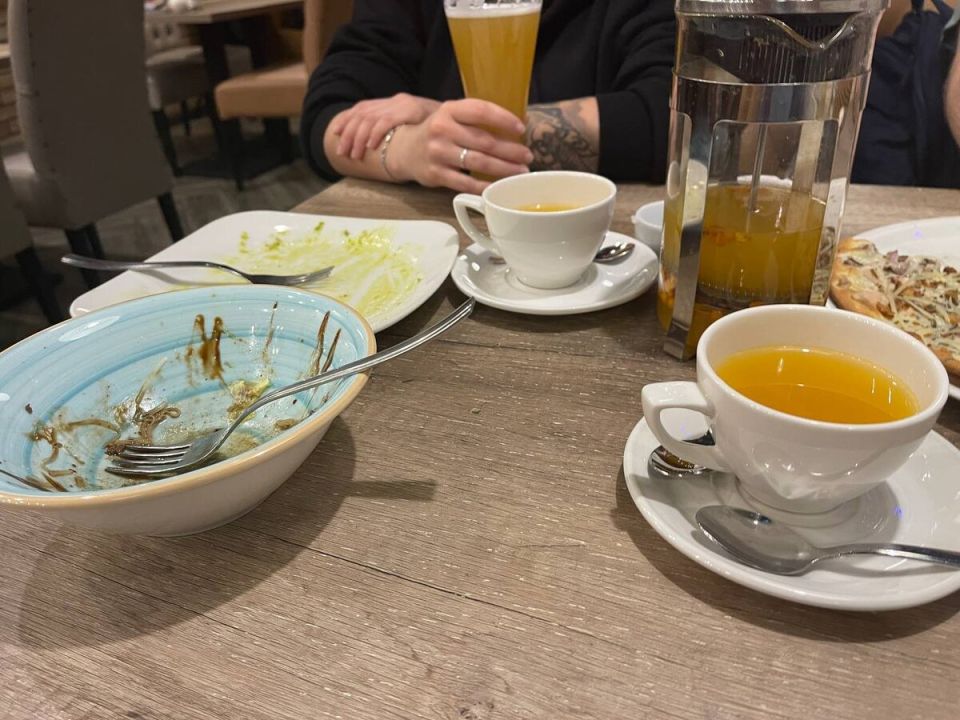 Томато: заведение, которое разочарует, но заставит задуматься о чистоте и обслуживании