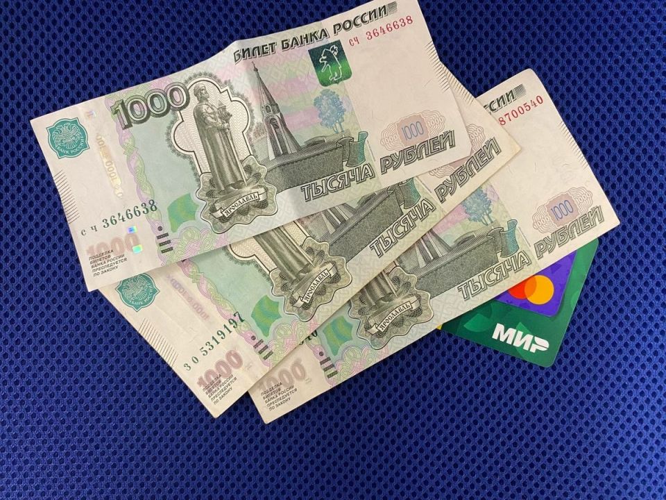 Кому положена прибавка к пенсии и как ее получить?