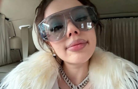         :    