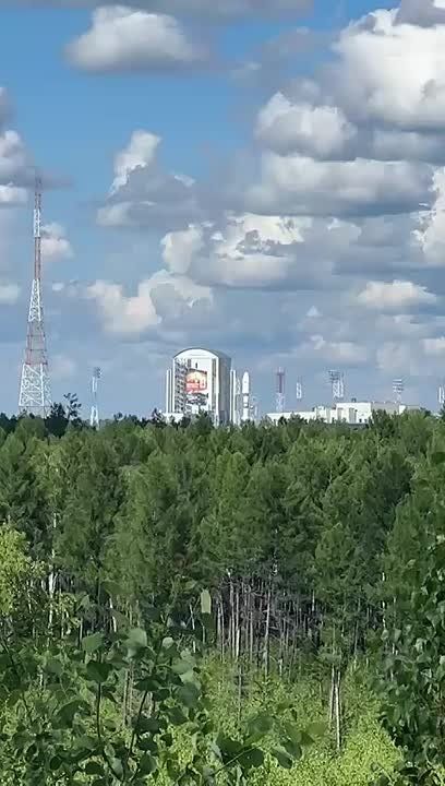    &quot;-&quot;     &quot;&quot;