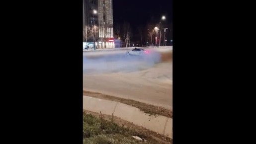   :     BMW     