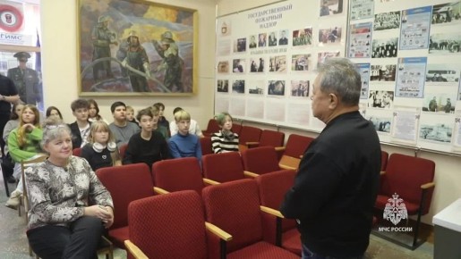 Что подростки из Владивостока нашли в музее МЧС России?