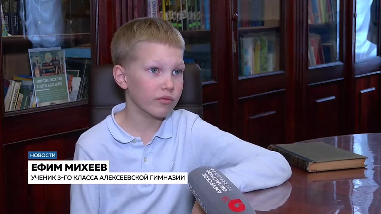 Читать книги, снимать видеоролики или придумывать рубрики для школьных новостей - сейчас в библиотеках образовательных учреждений можно не только взять учебник или необходимую литературу для урока, но и раскрыть свой...