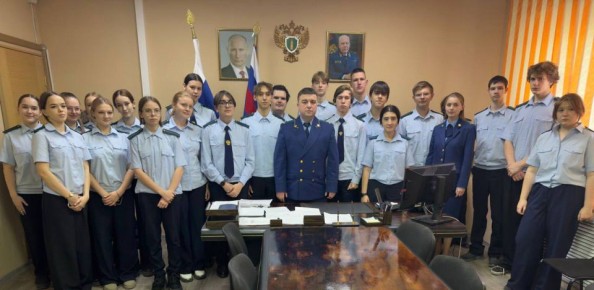 Органы прокуратуры Амурской области на системной основе продолжают работу по правовому просвещению и патриотическому воспитанию учащихся образовательных организаций региона