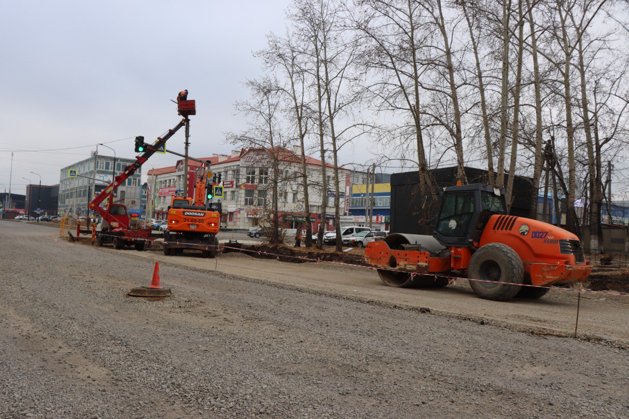 Встретились со студентами 4 курса ДальГАУ на благовещенских дорожных объектах нацпроекта «Инфраструктура для жизни» Встретились со студентами 4 курса ДальГАУ на благовещенских дорожных объектах нацпроекта «Инфраструктура для жизни»