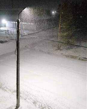 Ночь, улица, фонарь.... Фото от читателей @ampravda