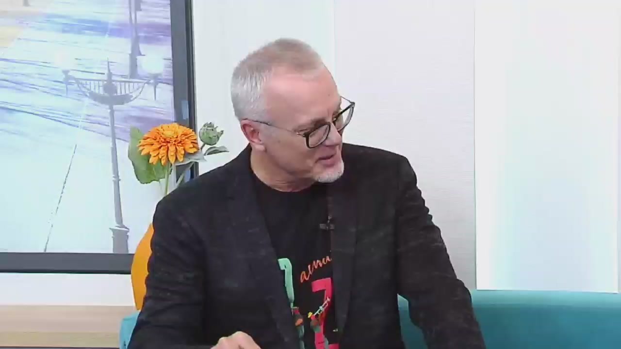 Меломаны, скорее отложите свои дела: мы хотим подарить вам кусочек микса из динамики и лирики, вокала и инструмента, классики и поп-музыки