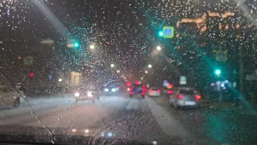 «Снег в октябре - это так романтично…» - подумали сегодня все, кроме дорожников и водителей