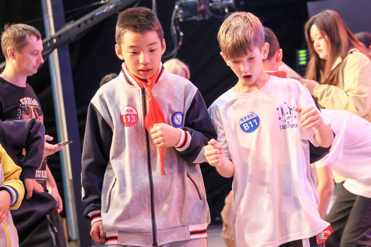 Амурская делегация вернулась с соревнований по робототехнике «КиберДао» Амурская делегация вернулась с соревнований по робототехнике «КиберДао»