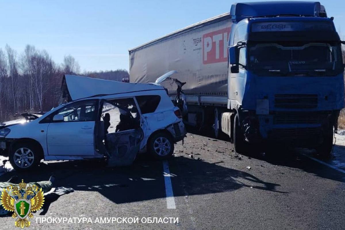 На трассе в Архаринском округе в ДТП погибли четыре человека