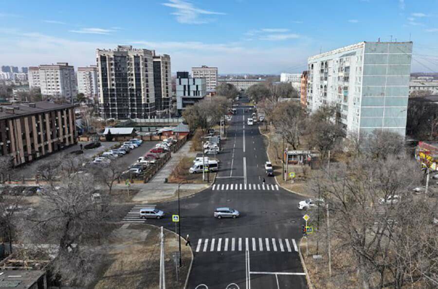 В столице Приамурья завершается ремонт участка улицы Горького между Артиллерийской и Больничной