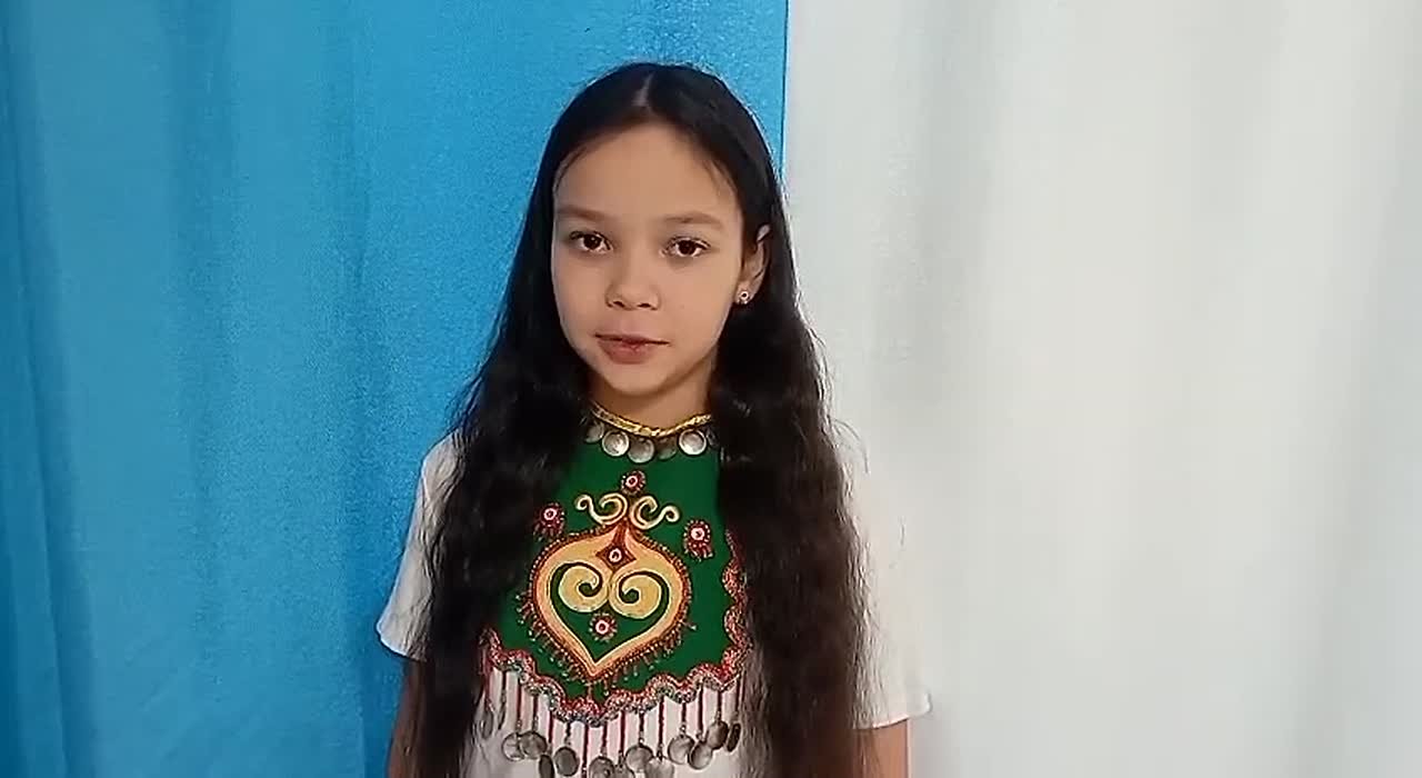 В преддверии Дня народного единства ученики гимназии №2 Тынды присоединились к акции «Мудрость поколений»