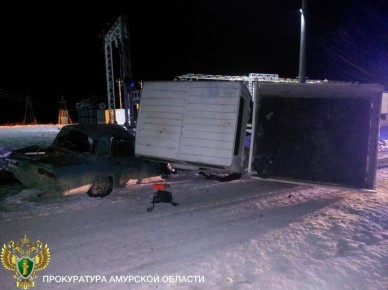 Мужчина и женщина скончались, подросток — в больнице: жесткое ДТП на трассе в Тындинском округе