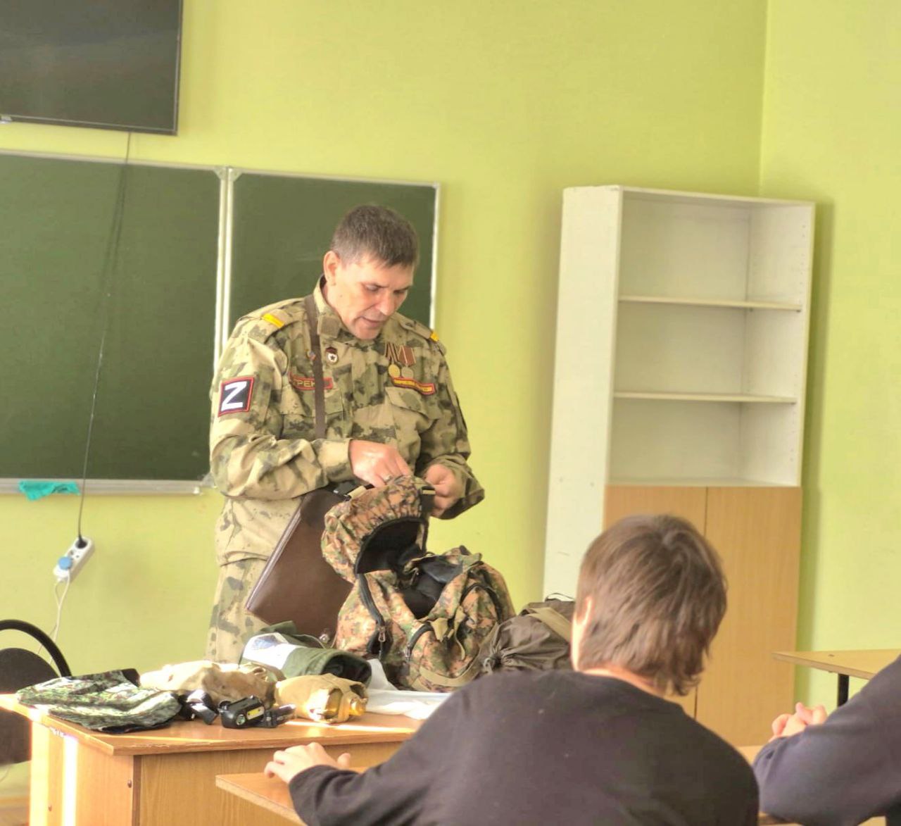 Ветераны СВО провели уроки мужества для школьников и студентов Приамурья Ветераны СВО провели уроки мужества для школьников и студентов Приамурья