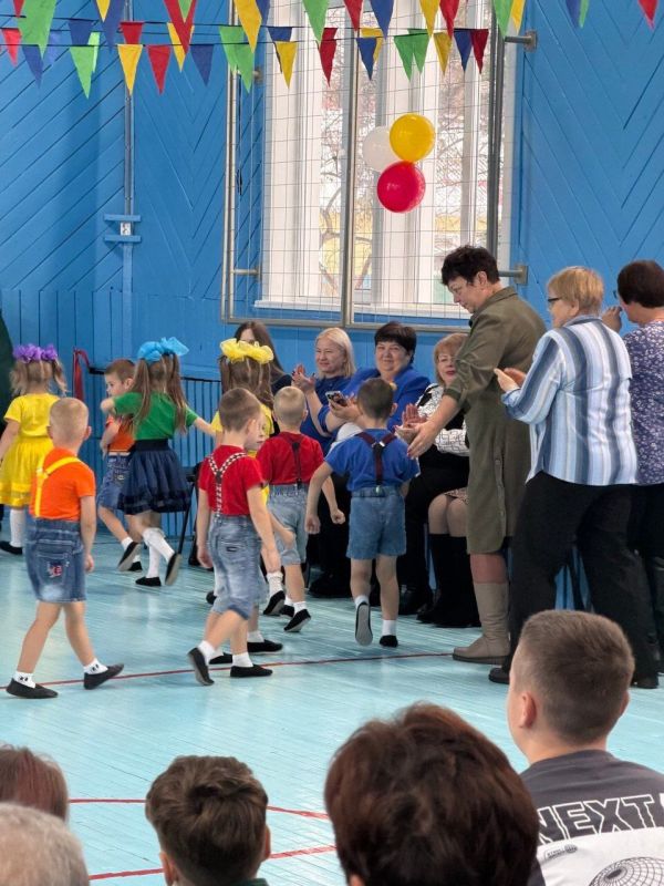 В Овсянке впервые за 94 года отремонтировали детско-юношескую спортивную школу