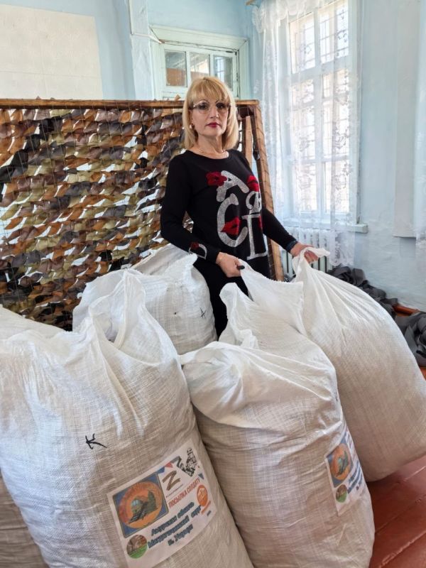 Активисты группы «Своих не бросаем» посёлка Ушумун отправили гуманитарную помощь бойцам СВО Активисты группы «Своих не бросаем» посёлка Ушумун отправили гуманитарную помощь бойцам СВО