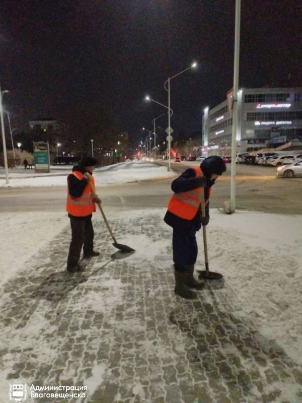 Сегодня ночью спецтехника ГСТК прошлась по центральным улицам города Сегодня ночью спецтехника ГСТК прошлась по центральным улицам города