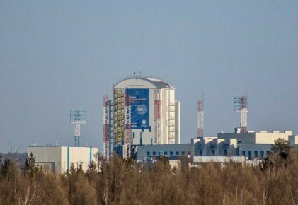 Дальневосточная энергетическая компания из-за долга за потреблённые ресурсы, который на сегодняшний день превышает 51 миллион рублей, ограничила поставку электроэнергии на объекты ООО «ПСО «Казань»* – генерального подрядчика...