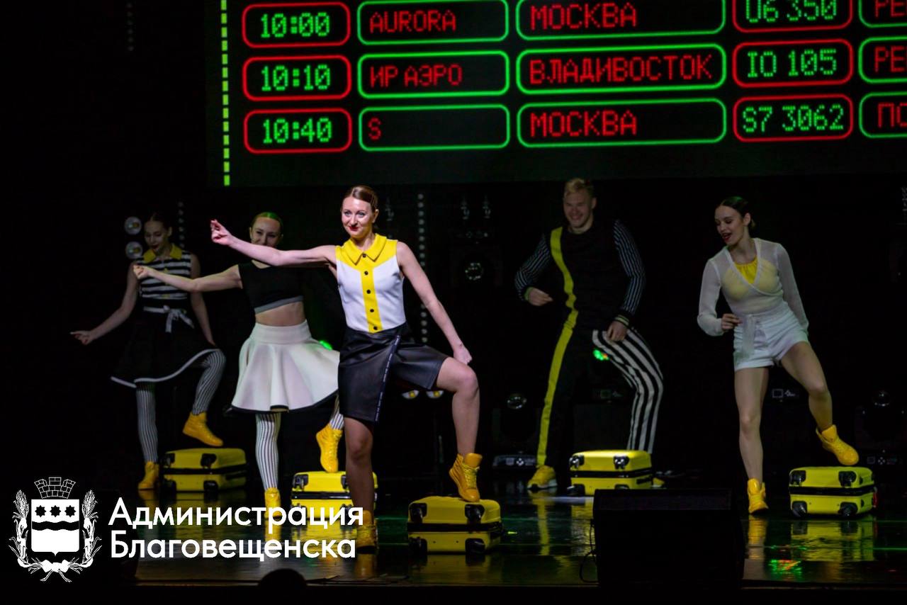 «Ваш труд требует огромной мудрости»: заместитель мэра Благовещенска поздравил судебных приставов со 160-летием ведомства «Ваш труд требует огромной мудрости»: заместитель мэра Благовещенска поздравил судебных приставов со 160-летием ведомства