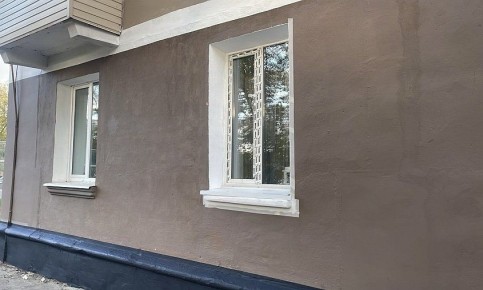 Амурчанку обязали демонтировать незаконно пристроенный балкон