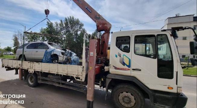 Благодаря неравнодушным горожанам с улиц Благовещенска убрали 35 брошенных автомобилей