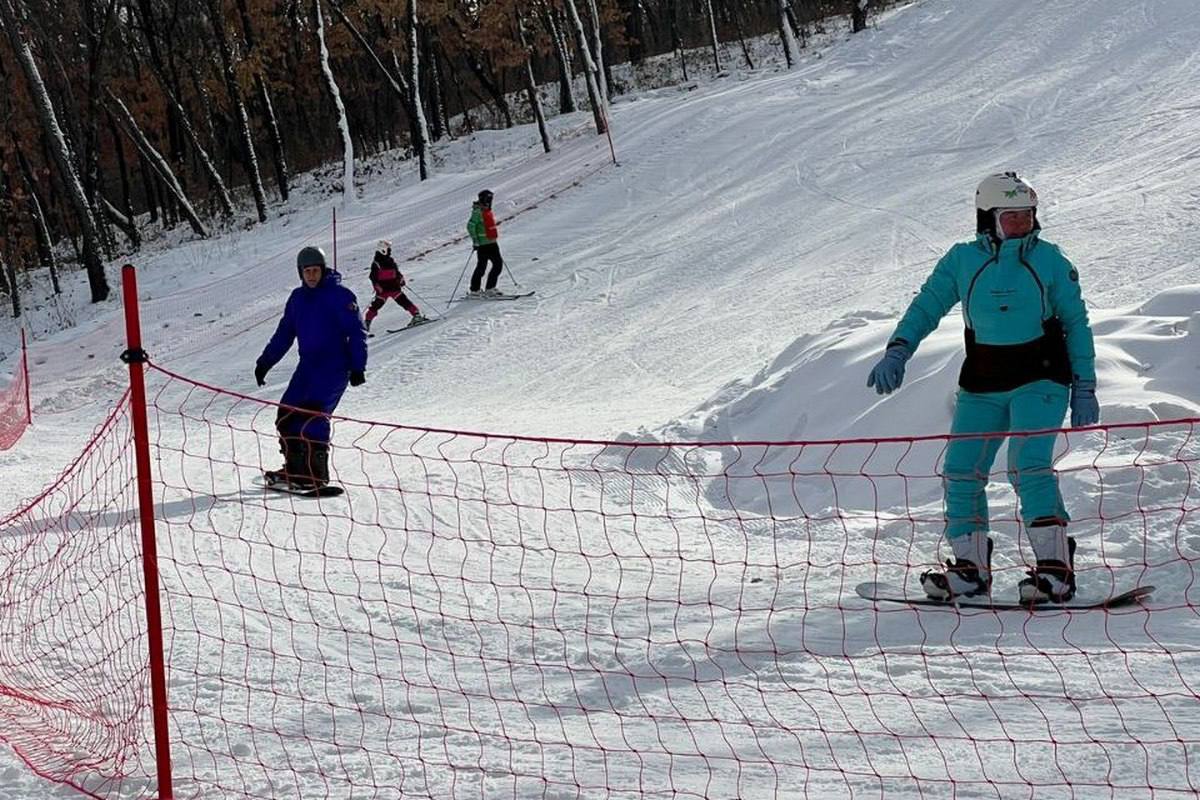 Амурская область первой на Дальнем Востоке начала горнолыжный сезон Амурская область первой на Дальнем Востоке начала горнолыжный сезон