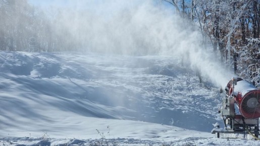 Горнолыжный центр "Белогорье" первый на Дальнем Востоке открыл свои двери для горнолыжников и сноубордистов