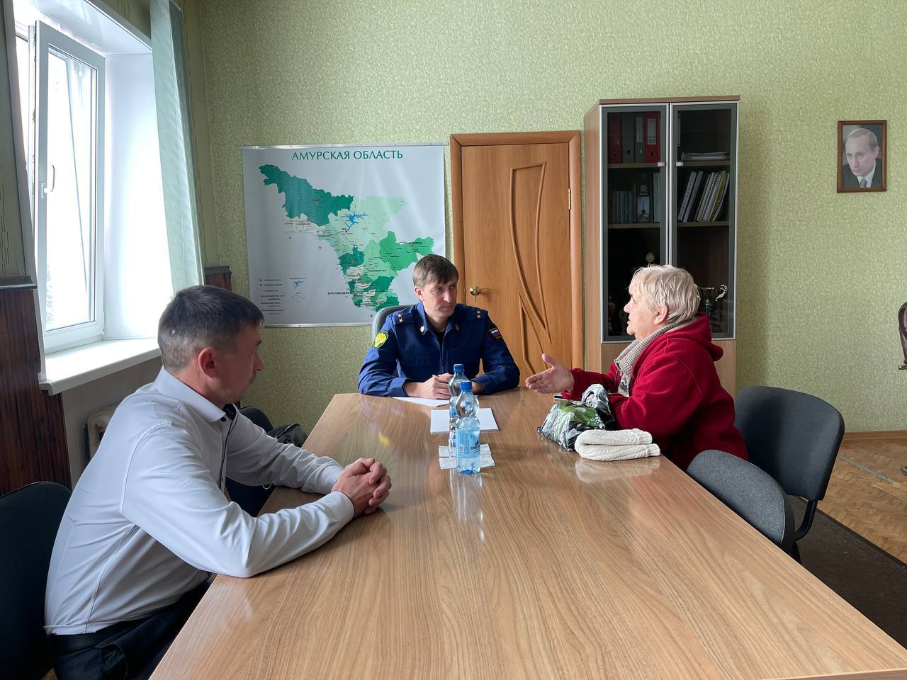 Прокурор Ромненского района провел личный прием граждан в населенных пунктах Ромненского муниципального округа Прокурор Ромненского района провел личный прием граждан в населенных пунктах Ромненского муниципального округа