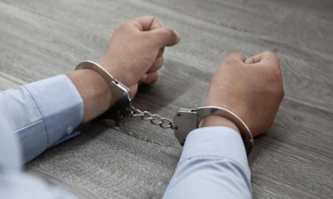 За кражу бампера с машины и побои жителю Тынды грозит четыре года колонии