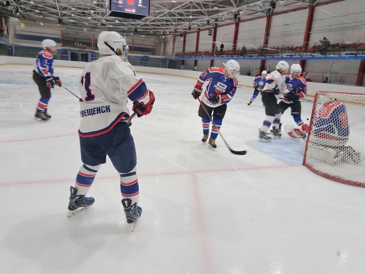 В эти выходные Приамурье ждёт спортивный марафон: от ледовых баталий до волейбольных страстей