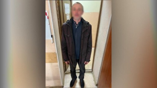 «Ирония судьбы»: благовещенка, вернувшаяся с ночной смены, увидела дома уснувшего воришку