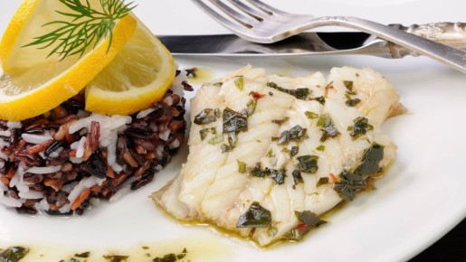 Минтай получится нежнее форели: смажьте филе этим копеечным соусом