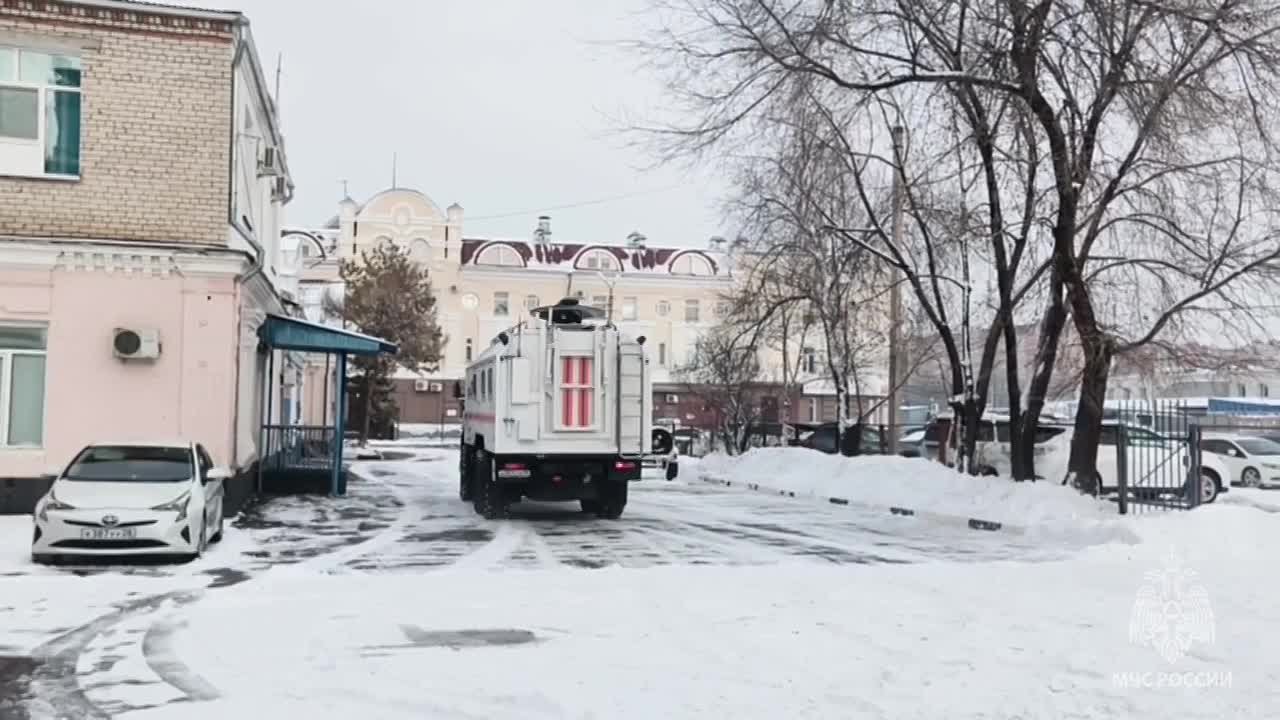 Оперативная группа МЧС России следует к месту пожара в село Гудачи