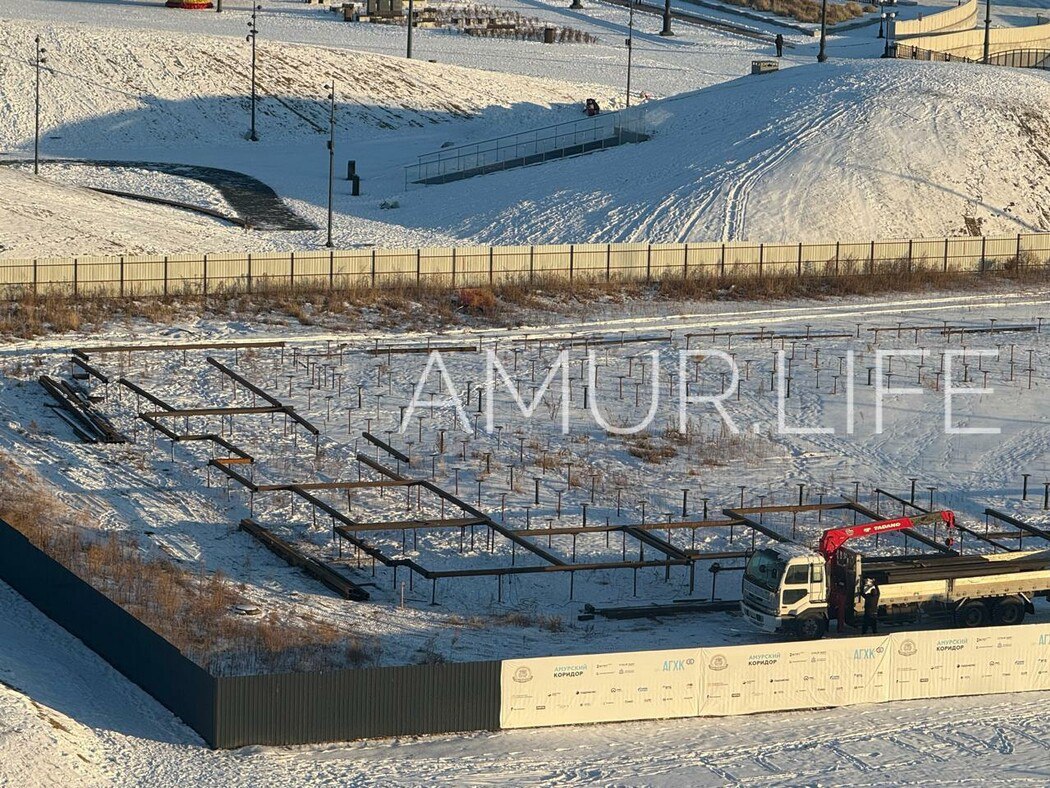 На территории «Трибуна Холл» амурской столицы стартовало обустройство нового объекта – ярмарочной площади «Амурские сезоны» На территории «Трибуна Холл» амурской столицы стартовало обустройство нового объекта – ярмарочной площади «Амурские сезоны»