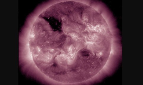 На Солнце произошла самая сильная вспышка с октября 2024 года: удар по Земле будет экстремальным