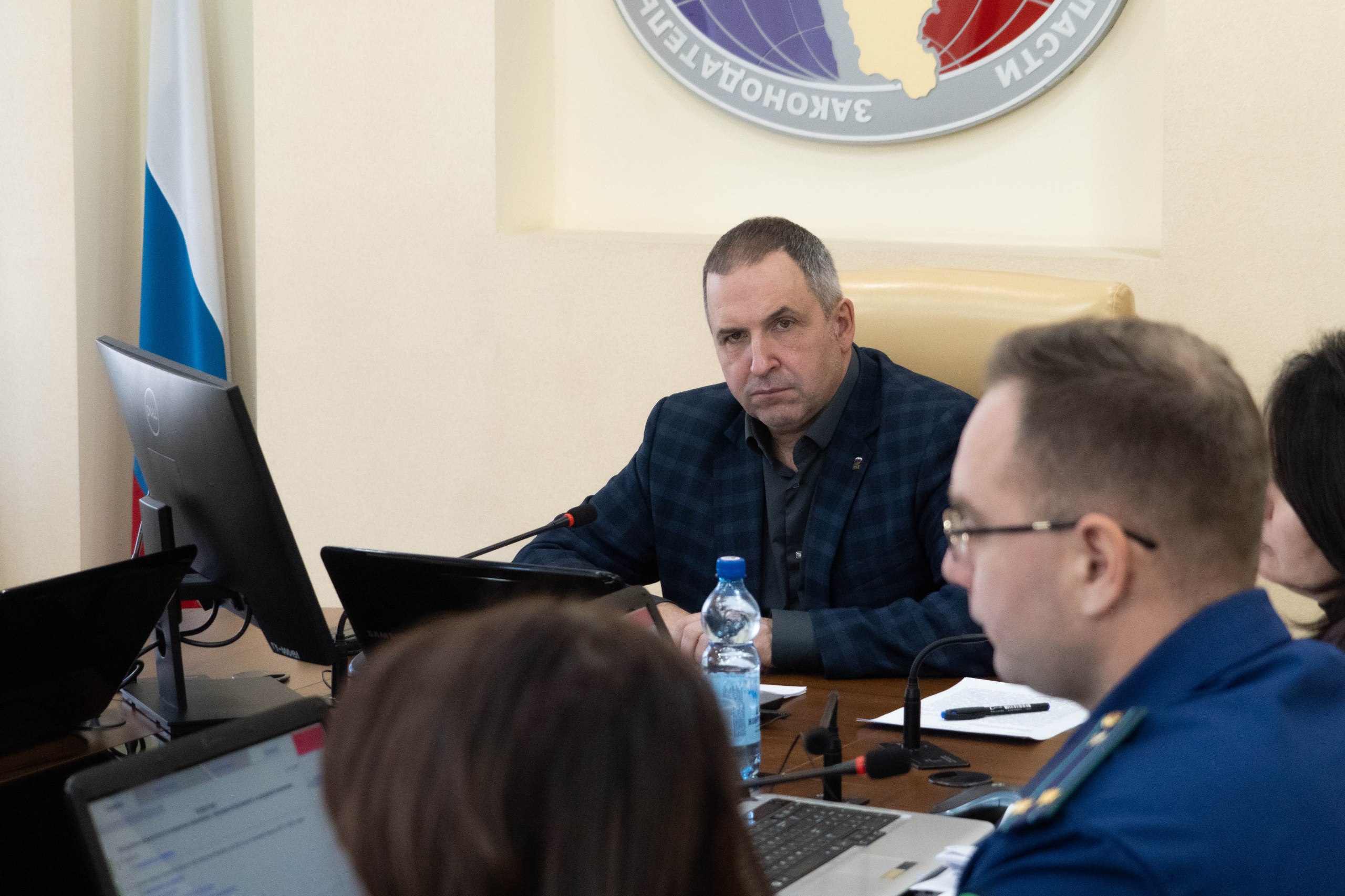 Вопрос состояния амурских дорог и мостов, а также перспективы на 2026 год обсудили амурские депутаты Вопрос состояния амурских дорог и мостов, а также перспективы на 2026 год обсудили амурские депутаты