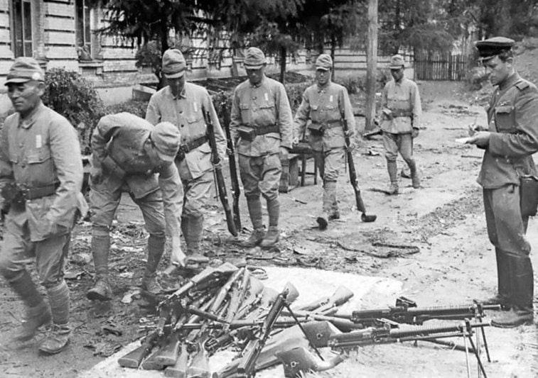 Александр Коц: ВЕЧЕРНИЙ ЗВОН:. приговор уходящего дня Александр Коц: ВЕЧЕРНИЙ ЗВОН:. приговор уходящего дня