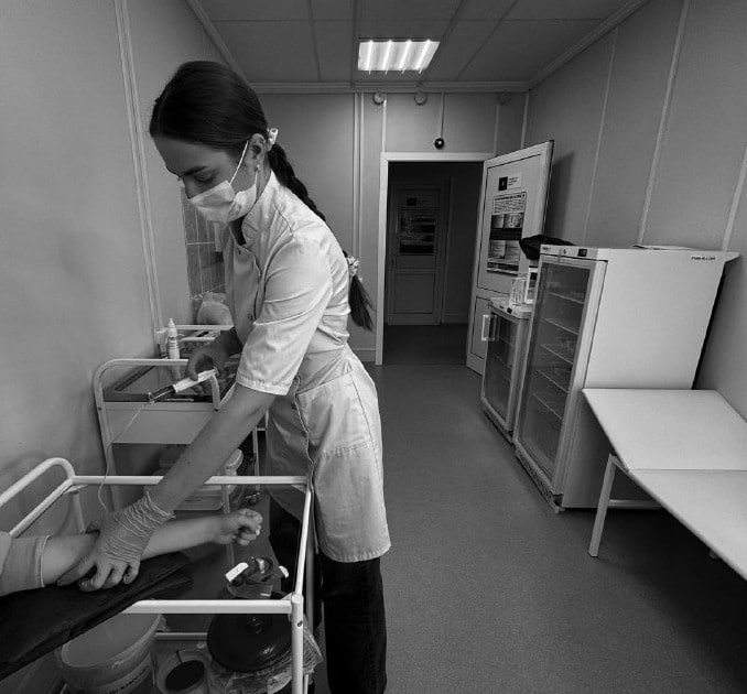 Выпускница медколледжа стала заведующей ФАПом и врачом скорой в Серышевском округе Выпускница медколледжа стала заведующей ФАПом и врачом скорой в Серышевском округе