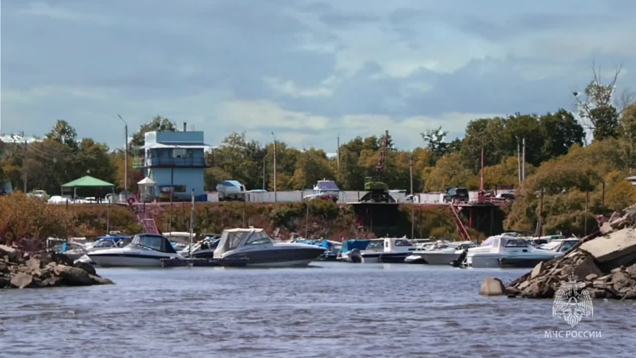 Сушите весла. В Приамурье подходит к концу сезон навигации для маломерных судов