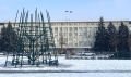 Главную новогоднюю елку Приамурья начали устанавливать в Благовещенске