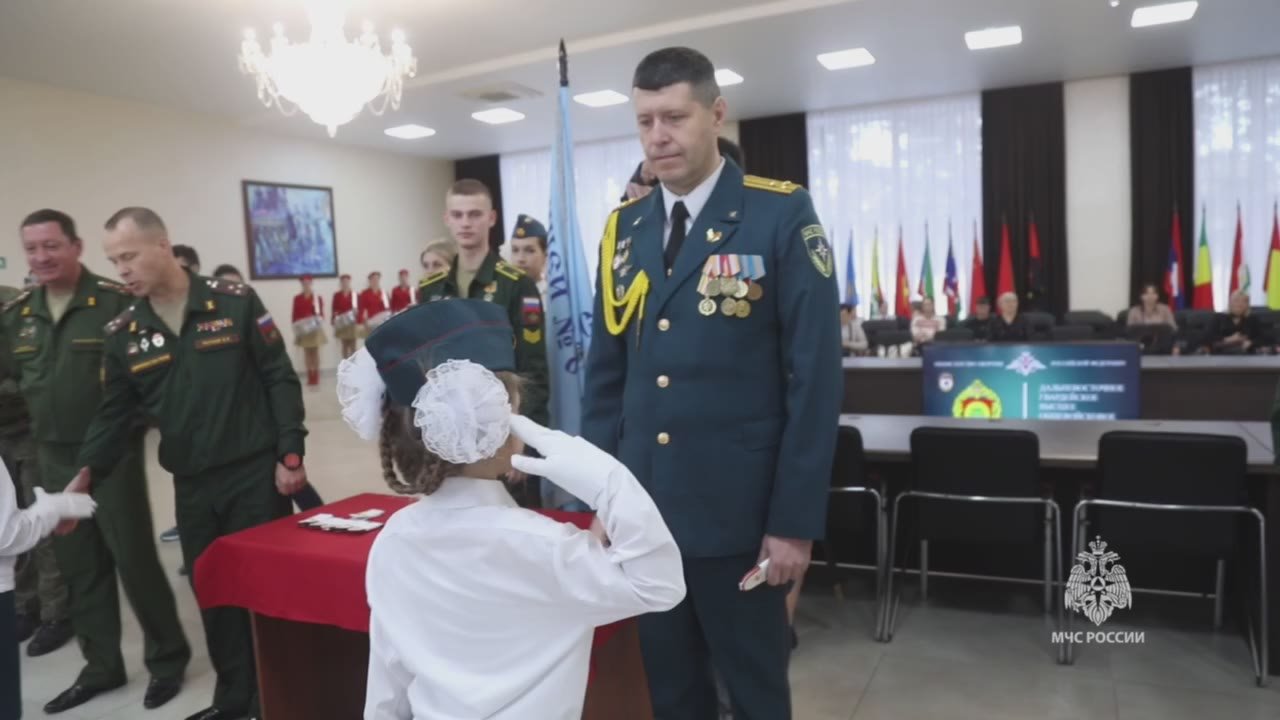 «Клянемся!» — в Благовещенске прошло трогательное посвящение в кадеты