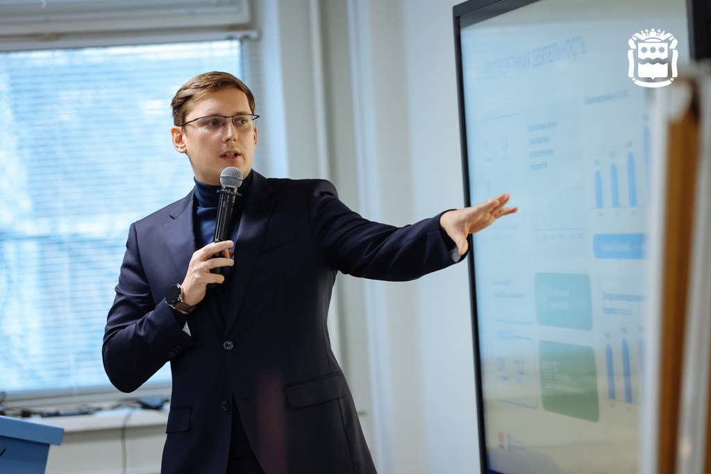 Андрей Омельчук участвует в стратегической сессии по обсуждению международного кампуса «Амур» Андрей Омельчук участвует в стратегической сессии по обсуждению международного кампуса «Амур»