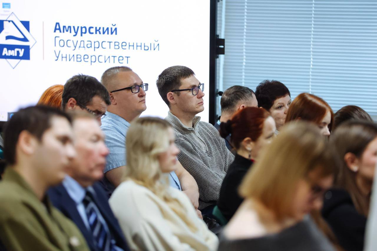 Андрей Омельчук оценил планы по созданию кампуса в Амурской области Андрей Омельчук оценил планы по созданию кампуса в Амурской области