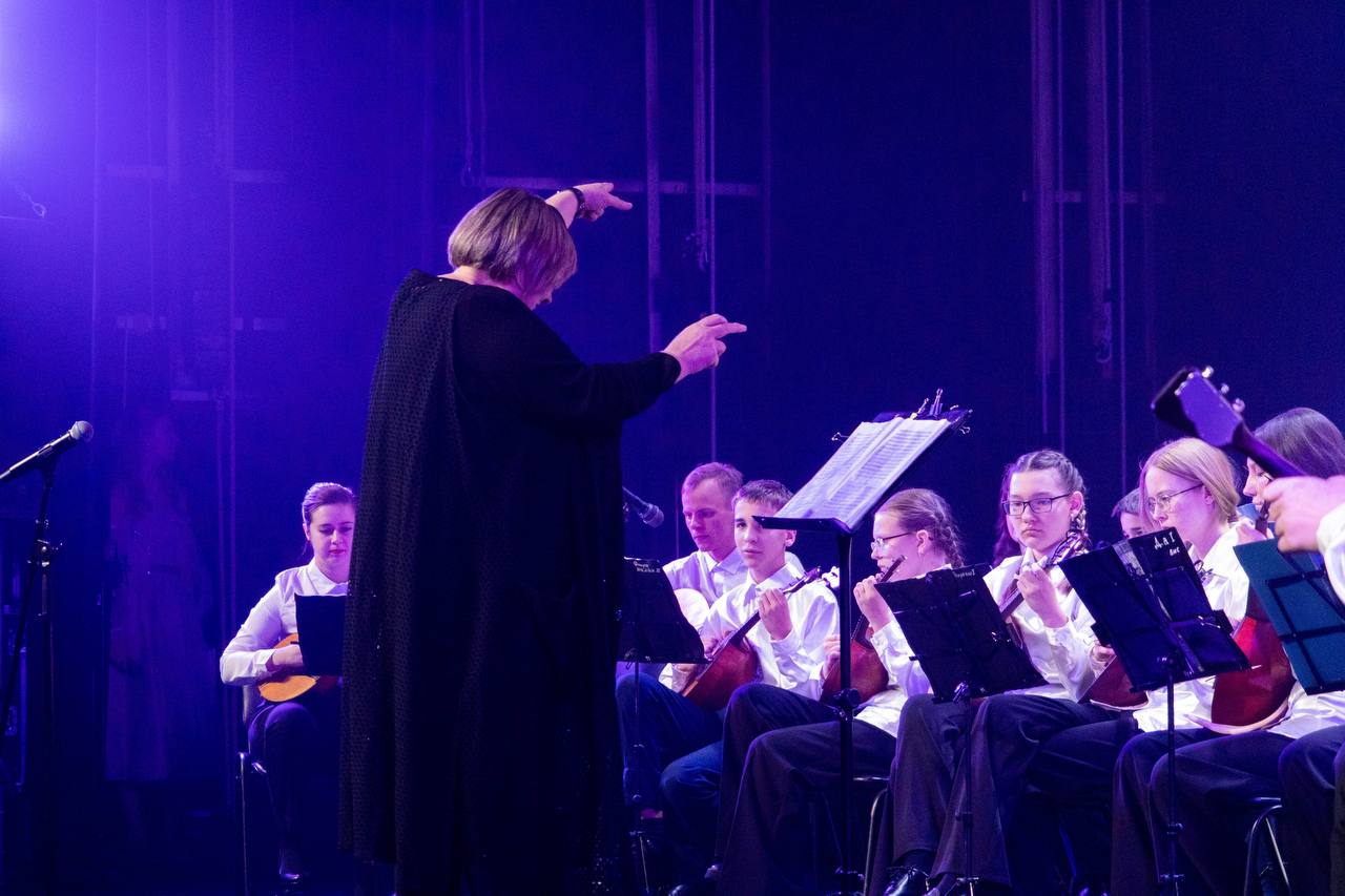 Центральной детской школе искусств им. М.Ф.Кнауф-Каминской – 105 лет! Центральной детской школе искусств им. М.Ф.Кнауф-Каминской – 105 лет!