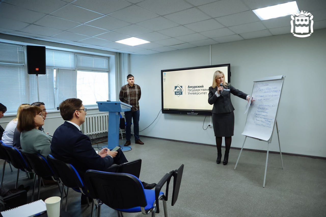 Андрей Омельчук оценил инфраструктуру и планы Приамурья по возможному созданию кампуса в регионе Андрей Омельчук оценил инфраструктуру и планы Приамурья по возможному созданию кампуса в регионе