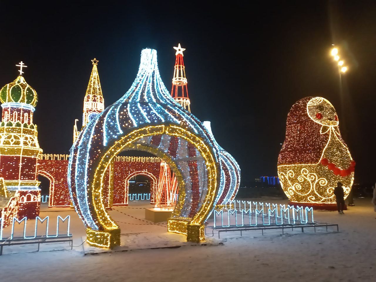 До Нового года осталось 45 дней Благовещенск в этом году готовится максимально заранее До Нового года осталось 45 дней Благовещенск в этом году готовится максимально заранее