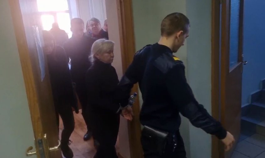 В Благовещенске за многочисленные взятки осудили экс-чиновницу амурского Минздрава