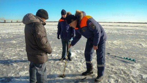Выходить на лед чрезвычайно опасно